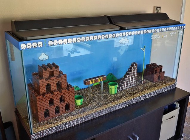 super-mario-fish-tank-1
