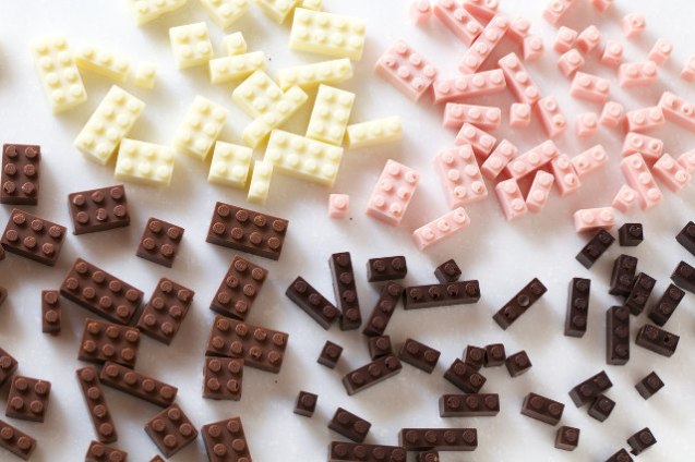 chocolate-lego-3